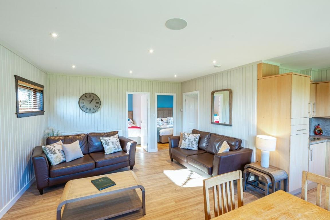 Lodge Birch *